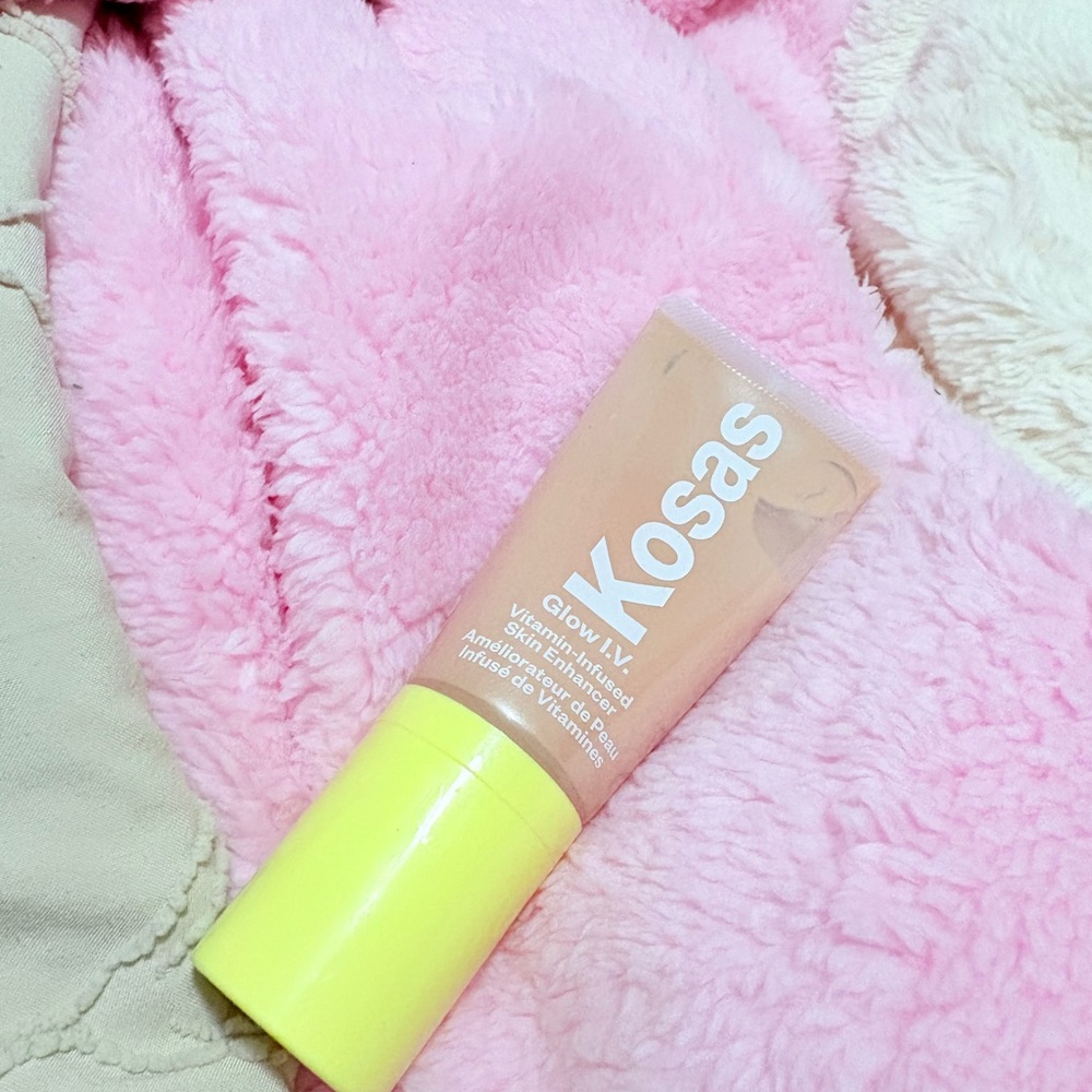 Kosas Glow IV Vitamin Infused Skin Enhancer